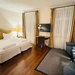 Golfhotel Schloss Golf & Szálloda Lüdersburg