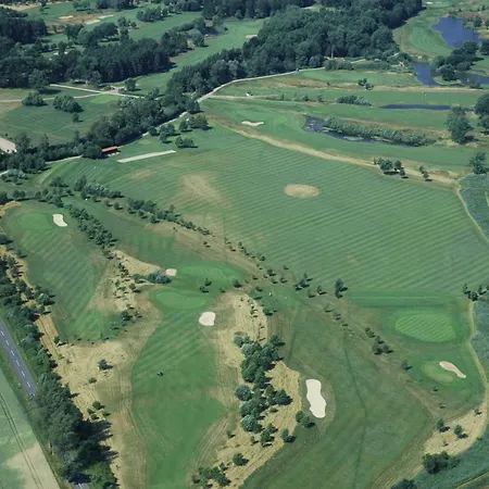 Schloss Golf & Hotell 4*
