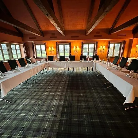 Golfhotel Schloss Golf & Отель 4*