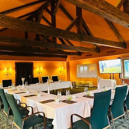 Golfhotel Schloss Golf & Hotel 4*