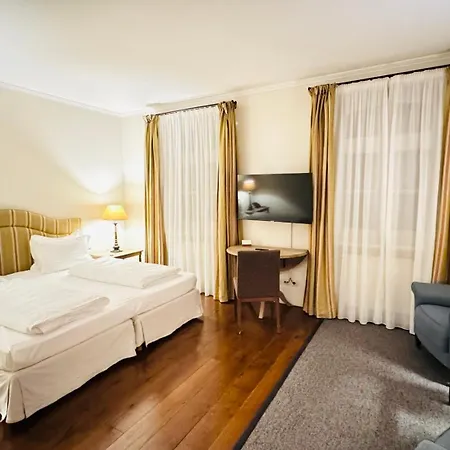 Hotell Schloss Golf &