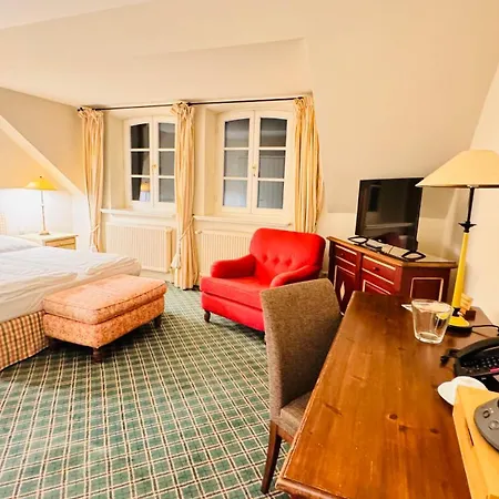 Golfhotel Schloss Golf & Luedersburg