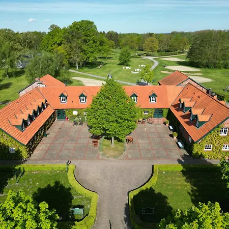 Golfhotel Schloss Golf & Szálloda