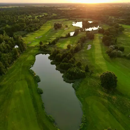 Hotell Schloss Golf & 4*