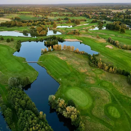 Schloss Golf & Hotell 4*