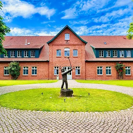 Schloss Golf & Hotell 4*