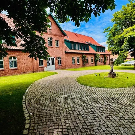 Schloss Golf & Hotell 4*