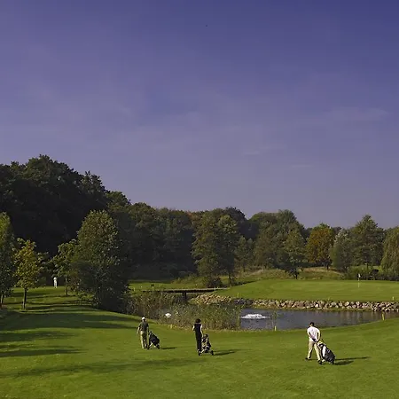 Schloss Golf&spa 4* Luedersburg