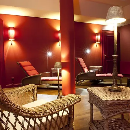 Golfhotel Schloss Golf & 4*