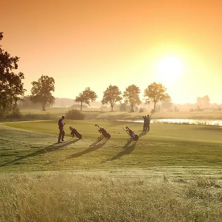 Отель Schloss Golf &
