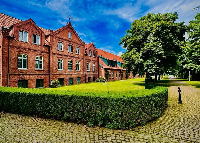 Golfhotel Schloss Golf & Luedersburg