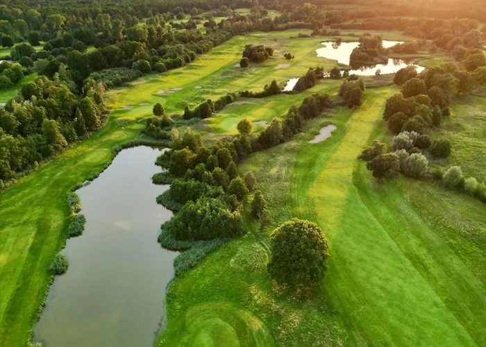 Golfhotel Schloss Golf & Hotell Luedersburg