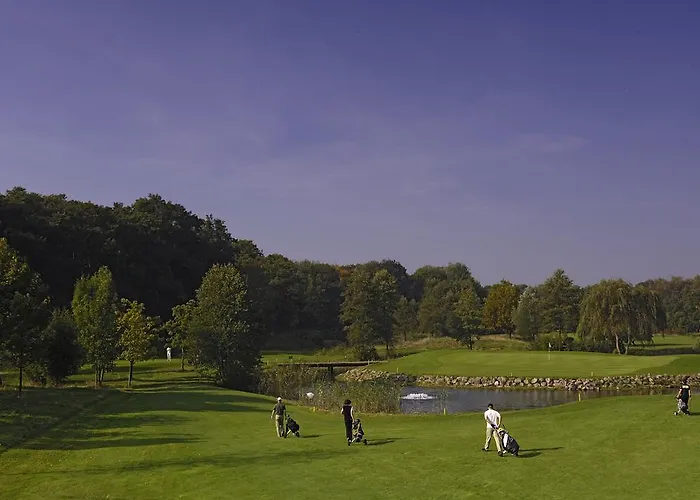 Golfhotel Schloss Golf & 4* Luedersburg