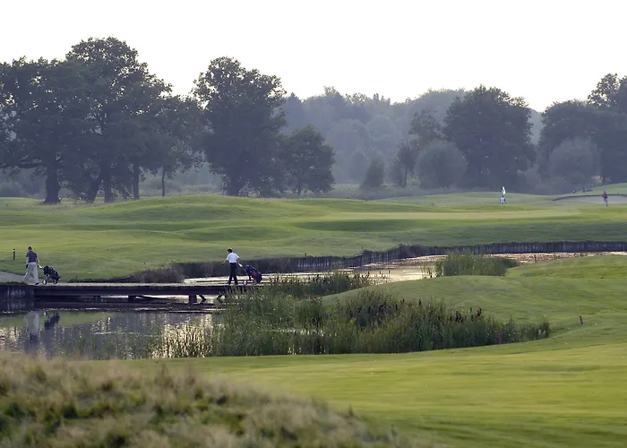 Golfhotel Schloss Golf & 4* Luedersburg