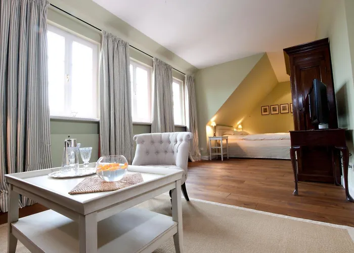 Golfhotel Schloss Golf & Luedersburg
